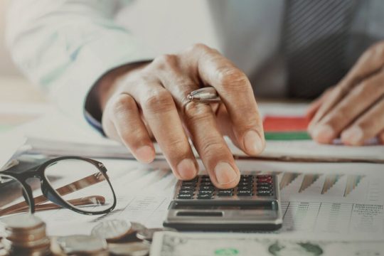 foroi forologia timologisi logistes